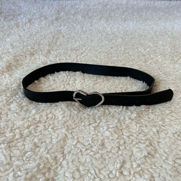 Heart belt - Picture 1 of 4